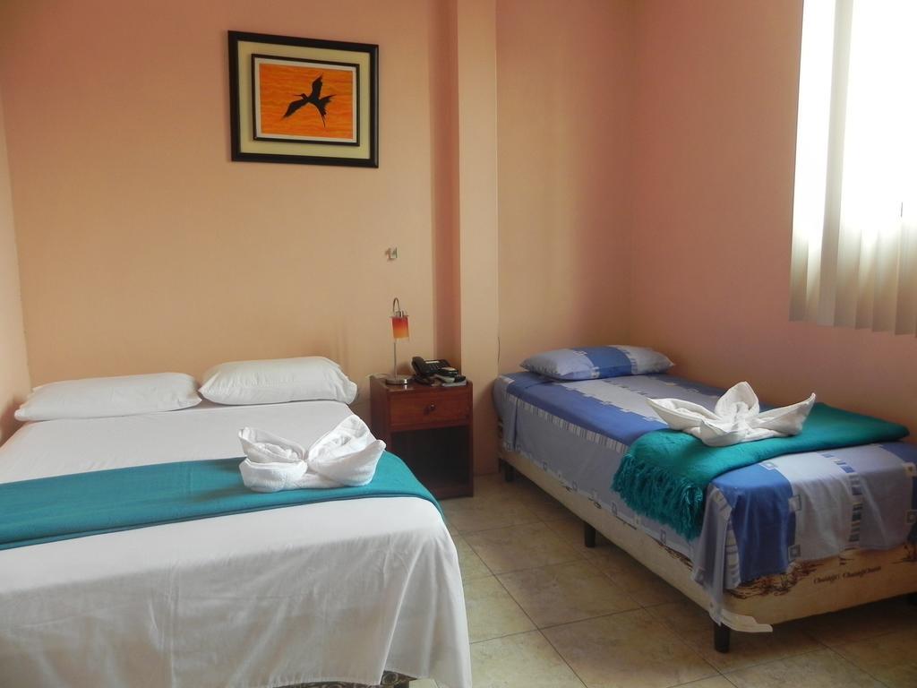 Hostal La Posada De Jose Carlos Puerto Baquerizo Moreno Zimmer foto
